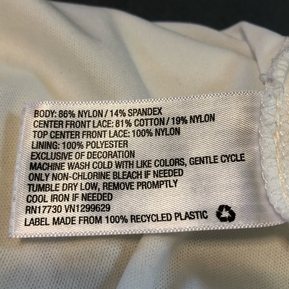 Xhilaration White Lace Sweetheart Medium Dress - Picture 6 of 16